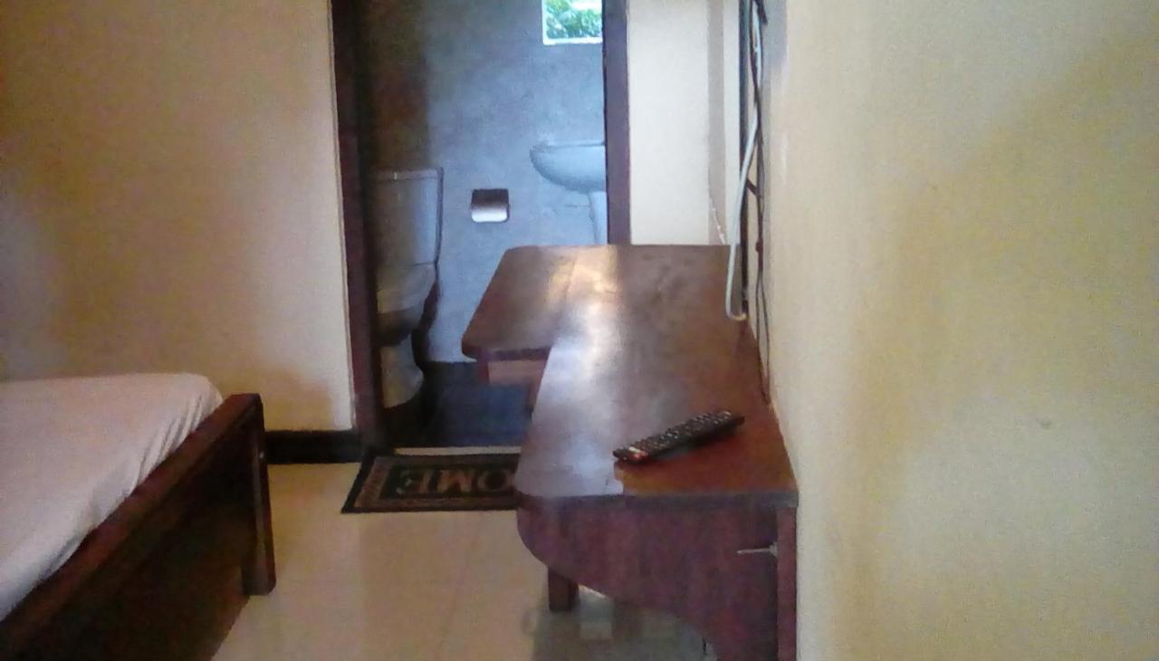 Leaf Guest House Gampola Exteriör bild