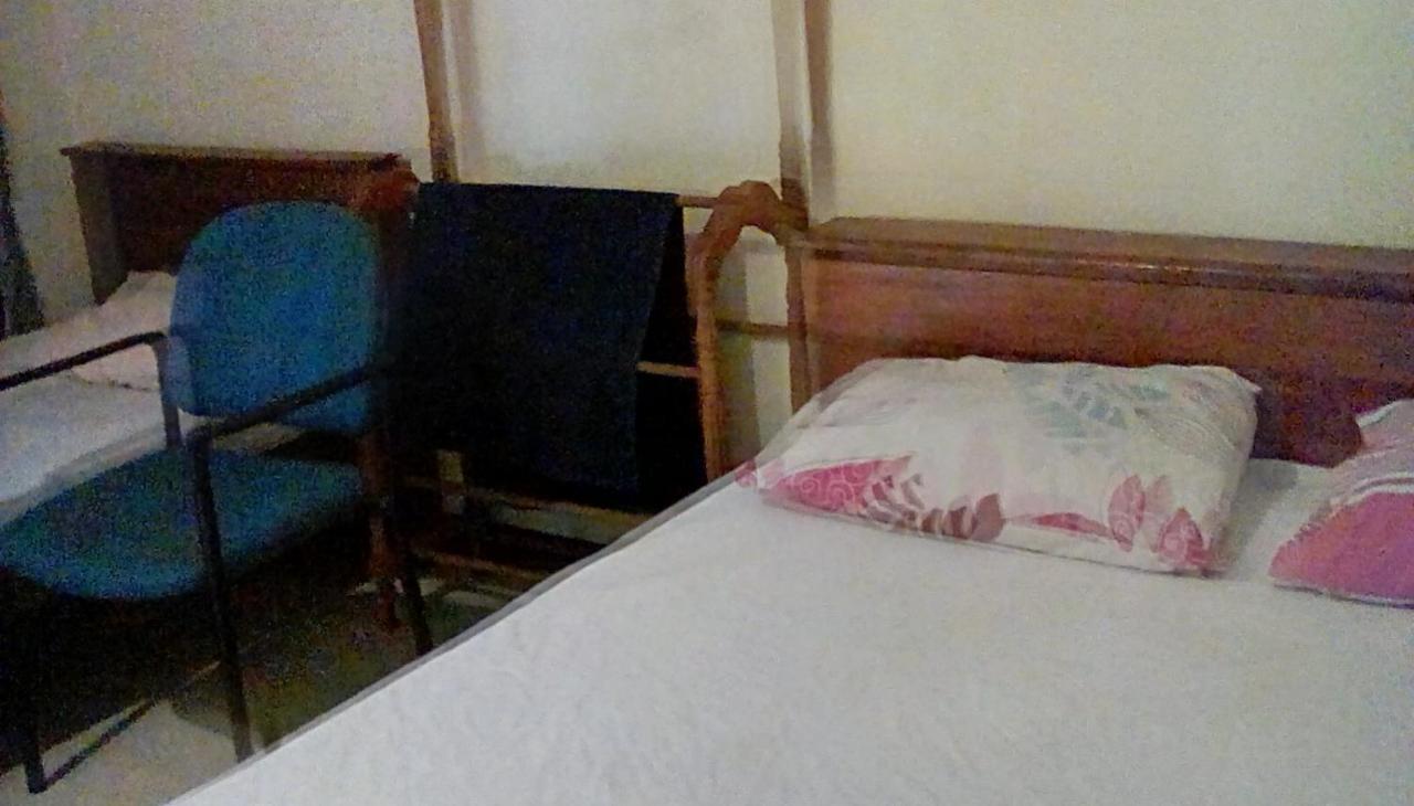 Leaf Guest House Gampola Exteriör bild
